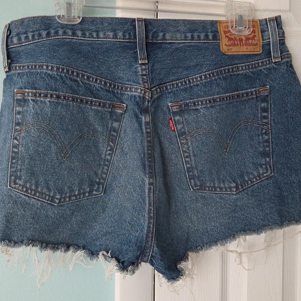Levi’s 501 High Rise Distressed Cutoff Denim Jean Shorts Button Fly Blue